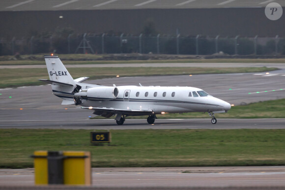 Arrivée du prince Harry, duc de Sussex, en jet privé à l'aéroport de Aberdeen, suite à l'annonce du décès de la reine Elisabeth II d'Angleterre. Le 8 septembre 2022 