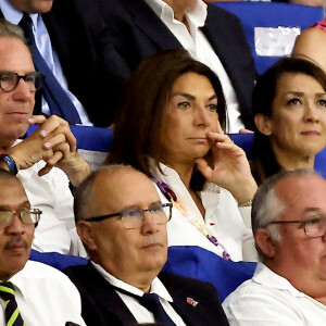 Renaud Muselier, Président du conseil régional de Provence-Alpes-Côte d'Azur, Martine Vassal, Présidente de la Métropole d'Aix-Marseille-Provence, Sabrina Agresti-Roubache, Secrétaire d'État chargée de la Ville Kate Middleton, Princesse de Galles aux côtés de Bill Beaumont, Président de World Rugby, a assisté au match comptant pour la phase de poule entre l'Angleterre et l'Argentine au stade Vélodrome de Marseille le 9 Septembre 2023 © Dominique Jacovides / Bestimage 