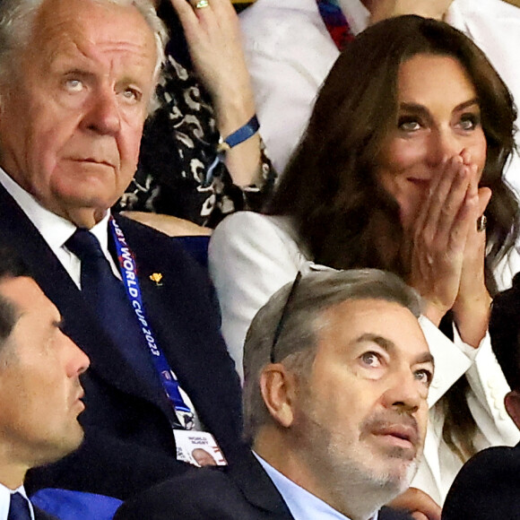 Kate Middleton, Princesse de Galles aux côtés de Bill Beaumont, Président de World Rugby, a assisté au match comptant pour la phase de poule entre l'Angleterre et l'Argentine au stade Vélodrome de Marseille le 9 Septembre 2023 © Dominique Jacovides / Bestimage 