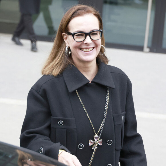 Elle n'a pas réussi à lui annoncer la mort de son père, alors qu'il n'avait que 3 ans.
Carole Bouquet - Sorties du défilé de mode Haute-Couture "Chanel" au Grand Palais Ephémère lors de la fashion week de Paris. Le 24 janvier 2023 © Christophe Aubert via Bestimage