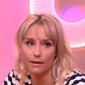 Elodie Gossuin sur le plateau des "Maternelles" pour France 2.