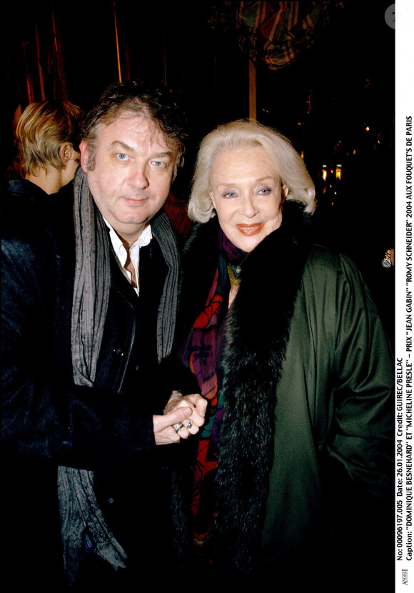 Dominique Besnehard et Micheline Presle - Prix "Jean Gabin "Romy Schneider" 2004 aux Fouquet's de Paris.