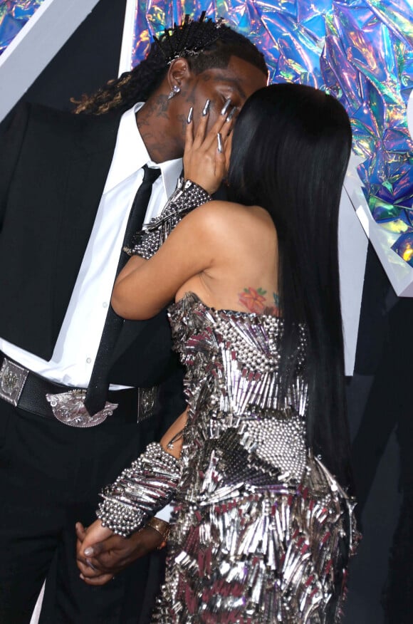 Offset et Cardi B - Tapis rouge des MTV Video Music Awards, Prudential Center, Newark, New York. 12 septembre 2023. © Nancy Kaszerman/Zuma Press/Bestimage