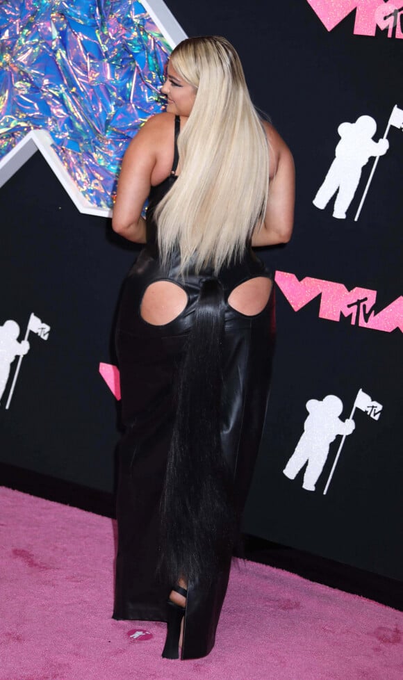 Tout comme Bebe Rexha, qui avait attaché une fausse queue à sa tenue ! 
Bebe Rexha - Tapis rouge des MTV Video Music Awards, Prudential Center, Newark, New York. 12 septembre 2023. © Nancy Kaszerman/Zuma Press/Bestimage