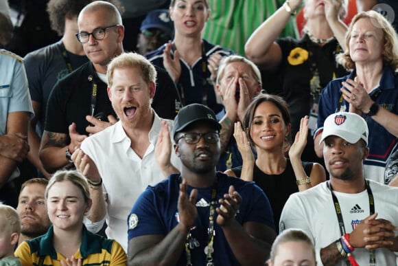 Le prince Harry, duc de Sussex, et sa femme Meghan Markle, duchesse de Sussex, assistent aux finales de natation à la Merkur Spiel-Arena lors des Jeux Invictus à Düsseldorf, en Allemagne, le mercredi 13 septembre 2023. 