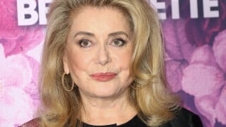 Catherine Deneuve : Une "Bernardette Chirac" satinée face à une autre première dame déchaînée