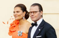 Victoria de Suède : Robe monumentale et vaporeuse pour le jubilé de son père, ses enfants adorables et sérieux