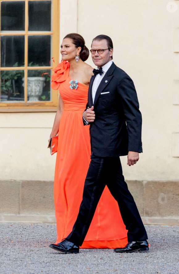 La princesse Victoria et le prince Daniel de Suède - Arrivées de la famille royale de Suède et des invités au théâtre du château de Drottningholm pour la représentation du Royal Opera Jubilee Theatre, à la veille de la célébration du 50ème anniversaire de l’accession au trône du roi C.Gustav. Le 14 septembre 2023  14-09-2023, Stockholm Guests arrive at Drottningholm Palace Theatre to attend the Royal Opera jubilee Theatre Performance. This is to the evening before the celebration the 50th anniversary of King Carl Gustaf accession to the throne. 