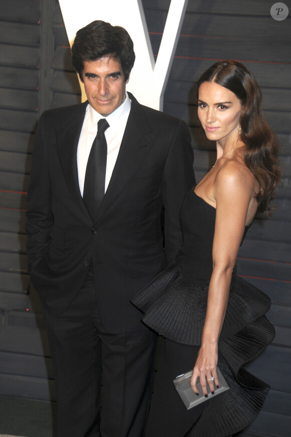 David Copperfield et sa fiancée Chloé Gosselin - People à la soirée "Vanity Fair Oscar Party" après la 88ème cérémonie des Oscars à Hollywood, le 28 février 2016.