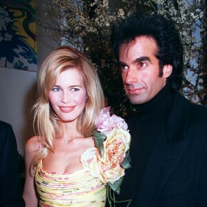 Claudia Schiffer et David Copperfield à la soirée Valentino le 21 mars 1995