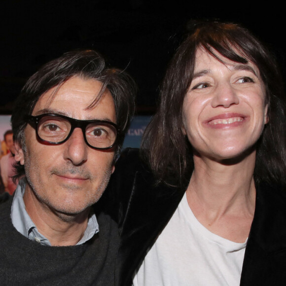 Yvan Attal ne supporte pas de voir sa femme tourner avec d'autres hommes.
Exclusif - Yvan Attal et sa compagne Charlotte Gainsbourg - Avant-première du film "La Vie pour de vrai" au cinéma Pathé Wepler à Paris. © Bertrand Rindoff / Bestimage 