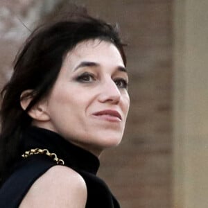 Charlotte Gainsbourg - Dîner d'Etat au château de Versailles en l'honneur de la visite officielle du roi et de la reine d'Angleterre en France (20 - 22 septembre 2023). Le 20 septembre 2023. 150 invités triés sur le volet ont été conviés à cette occasion. © Stéphane Lemouton / Bestimage