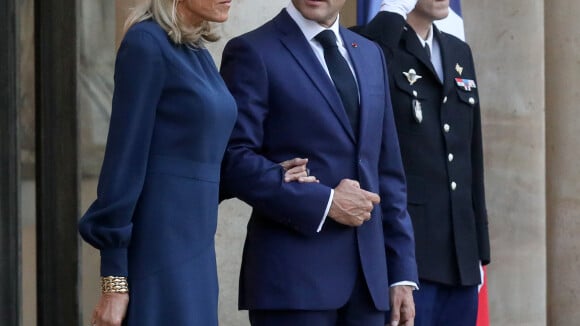 Brigitte et Emmanuel Macron : Ce fâcheux événement survenu dans une boîte de nuit parisienne mythique