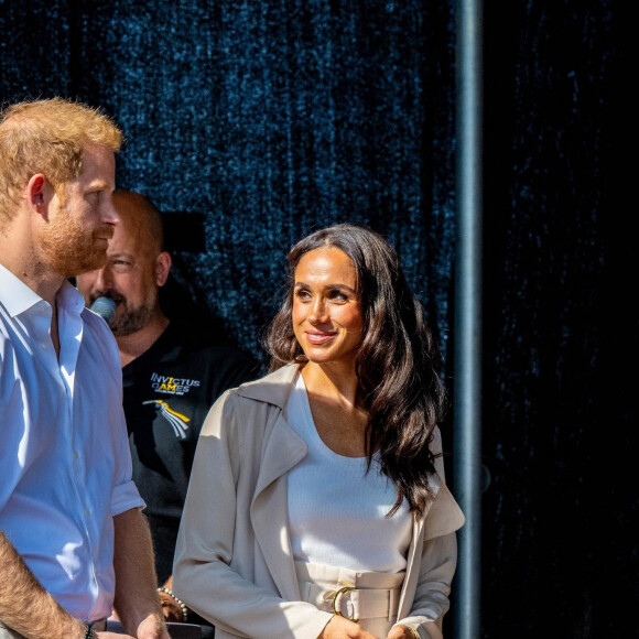 Le prince Harry Duc de Sussex et Meghan Markle, duchesse de Sussex lors des Invictus Games 2023 au Merkur Spiel-Arena à Düsseldorf, le 16 septembre 2023.