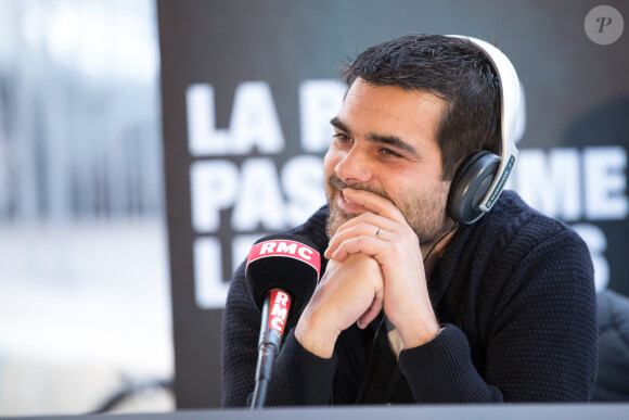 Mathieu Lartot lors des 10 ans de l'émission de RMC "Super Moscato Show" en direct depuis la péniche Jean Bruel à Paris, le 16 novembre 2017. © Cyril Moreau/Bestimage