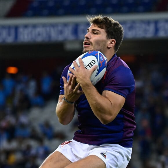 Antoine Dupont ( - France ) - - Coupe du Monde de Rugby France 2023 du match de Poule A entre la France et l'Uruguay (27-12) au stade Pierre-Mauroy à Lille le 14 septembre 2023. 