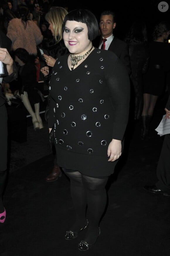 Beth Ditto au défilé Sonia Rykiel à Paris le 7 mars 2010