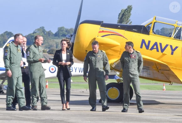 Catherine (Kate) Middleton, princesse de Galles, lors d'une visite à la Royal Naval Air Station (RNAS) Yeovilton, près de Yeovil dans le Somerset, l'une des deux principales stations aériennes de la Royal Navy et l'un des aérodromes militaires les plus fréquentés du Royaume-Uni, le lundi 18 septembre 2023. 