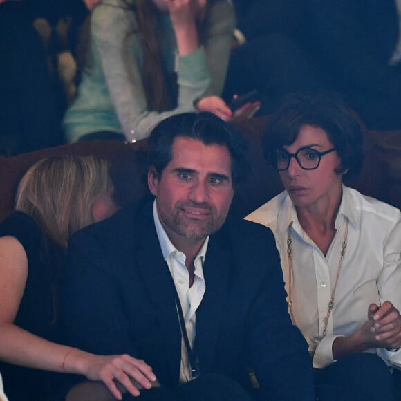 Consuelo Remmert (soeur de Carla Bruni) et son mari Alexis Gurdjian, Rachida Dati et sa soeur au défilé Etam Live Show 2023 au Palace à Paris le 26 septembre 2023. © Veeren / Bestimage