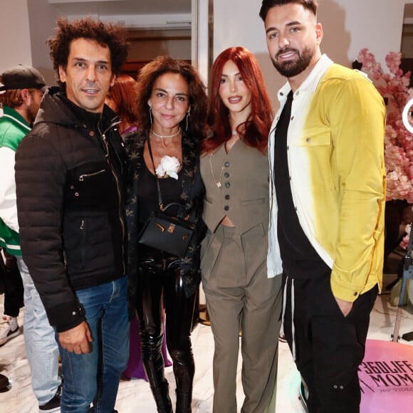 Tomer Sisley et sa femme Sandra, Nabilla Vergara  et son mari Thomas ont posé pour les photographes
Exclusif - Tomer Sisley et sa femme Sandra, Nabilla Vergara (Nabilla Benattia) et son mari Thomas - Soirée d'ouverture de la première boutique parisienne de la marque Aparanjän à Paris, France, le 29 septembre 2023. Soirée organisée par Sandra Sysley de Sandra & Co. © Christophe Clovis / Bestimage