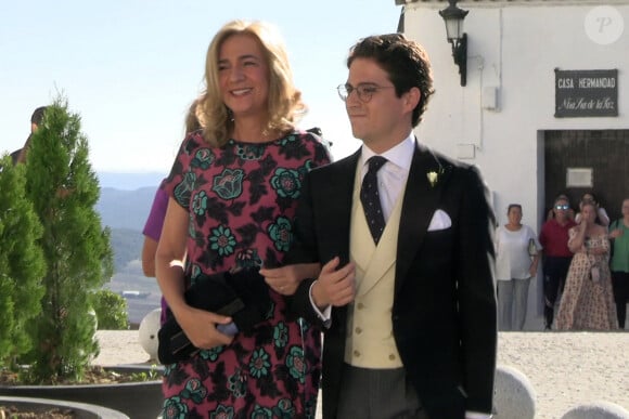 L'Infante Cristina de Bourbon et Grecia arrivent au mariage de Javier Prado Benítez et Catalina Vereterra Gastearen le 30 septembre 2023, à la Medina Sidonia à Cadix, Espagne
