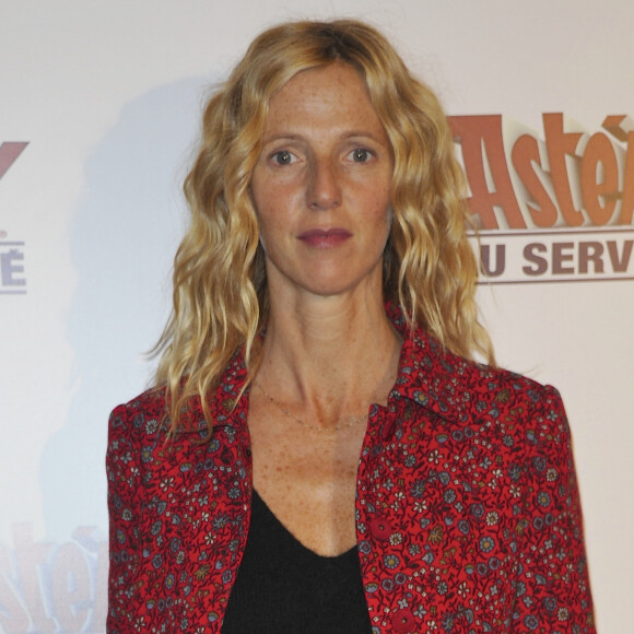 Sandrine Kiberlain est à l'affiche du film "On est fait pour s'entendre",diffusé ce soir sur la deux.
Sandrine Kiberlain - Avant Première de "Astérix et Obelix: Au service de sa Majesté" au grand Rex à Paris.