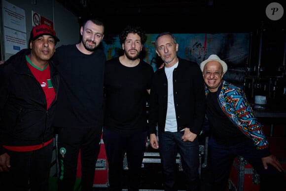 Exclusif - Dj Abdel, Roman Frayssinet, Redouane Bougheraba, Gad Elmaleh, Booder - Show Solidarité Maroc, organisé par G.Elmaleh, R.Bougheraba et R.Frayssinet, au Dôme de Paris. Le 2 octobre 2023. Le show a fait salle comble devant 4000 personnes et a rapporté 435 000 euros. L'intégralité des recettes sera reversée au "fond spécial 126". © Cyril Moreau / Bestimage 