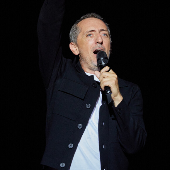 Une grosse somme a été récoltée pour le gala spécial Solidarité Maroc de Gad Elmaleh.
Exclusif - Gad Elmaleh - Show Solidarité Maroc, organisé par G.Elmaleh, R.Bougheraba et R.Frayssinet, au Dôme de Paris. © Cyril Moreau / Bestimage 