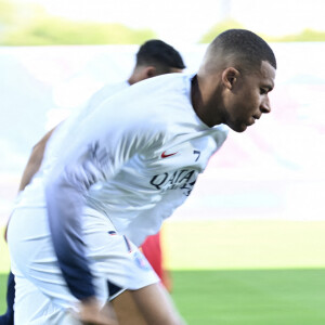 Kylian Mbappe (psg) lors du match de Ligue 1 Uber Eats "Clermont Foot - PSG (0-0)" au stade Gabriel-Montpied, le 30 septembre 2023.