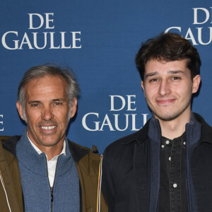 Paul Belmondo et son fils Giacomo Belmondo - Avant-première du film "De Gaulle" au cinéma UGC Normandie à Paris, le 24 février 2020