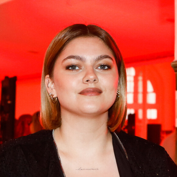 Louane Emera au défilé Victoria / Tomas prêt-à-porter automne-hiver 2023-2024 à la maison de la femme lors de la fashion week à Paris, le 28 février 2023.