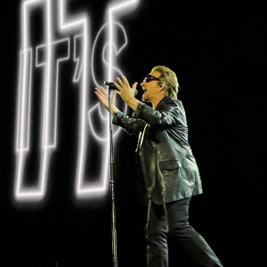 Il a alors entonné Pride (In the name of love), chanson emblématique du groupe,
Bono en concert à Las Vegas, le 30 septembre 2023. © Amiee Stubbs/imageSPACE via Zuma Press/Bestimage)