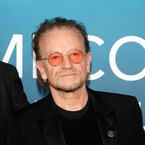 Bono était en concert ce dimanche à Las Vegas avec son célèbre groupe "U2".
Bono à la première du film "Bono & The Edge: A Sort of Homecoming" à Los Angeles.