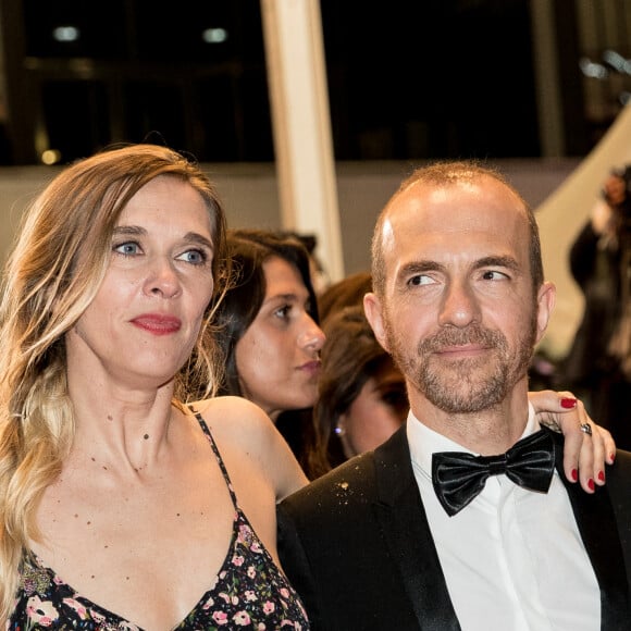 Marie Bastide et son compagnon Calogero - Descente des marches du film "Les plus belles années d'une vie" lors du 72e Festival de Cannes. © Jacovides-Moreau / Bestimage