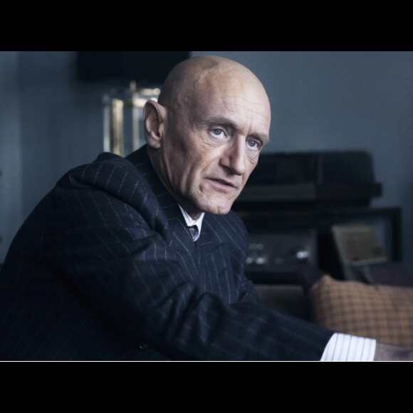 Pour se mettre dans la peau d'un prédateur sexuel, l'acteur est passé par bien des étapes, dont une transformation physique.
Jean-Paul Rouve dans le film "Le Consentement".