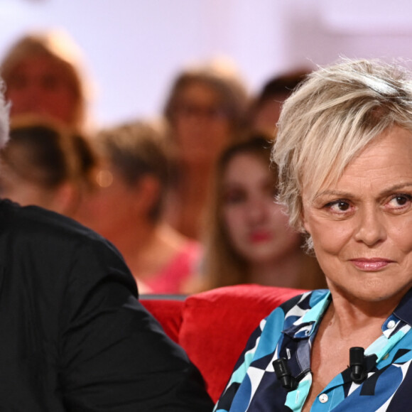 Exclusif - Pierre Arditi et Muriel Robin - Enregistrement de l'émission "Vivement dimanche" au studio Gabriel, présentée par M.Drucker, diffusée sur France 3 le 17 septembre 2023. © Guillaume Gaffiot / Bestimage