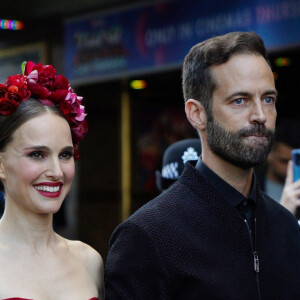 Natalie Portman et son mari Benjamin Millepied arrivent à la première du film "Thor: Love and Thunder" à Londres, le 5 juillet 2022.