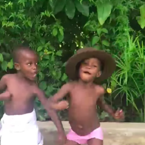 Estere et Stella, les jumelles de 11 ans de Madonna, déjà la danse dans le sang !