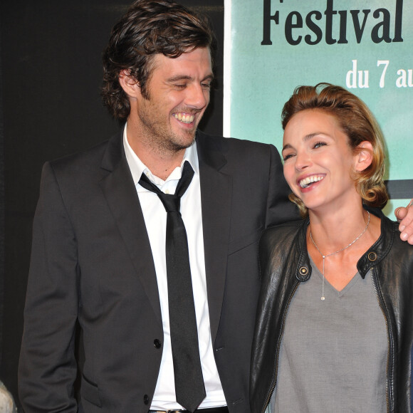 La saison 2 est d'ailleurs diffusée dès ce jeudi 19 octobre 2023
Lannick Gautry, Claire Keim - Soirée d'ouverture du 13ème Festival de la Fiction TV de La Rochelle le 7 septembre 2011 © Guillaume Gaffiot /Bestimage
