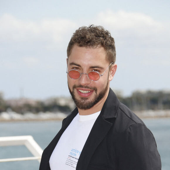 Marwan Berreni de PLUS BELLE LA VIE CANNESERIES SAISON 5 au Palais des Festivals et des Congrès de Cannes, samedi 2 avril 2022. © Christophe Aubert via Bestimage