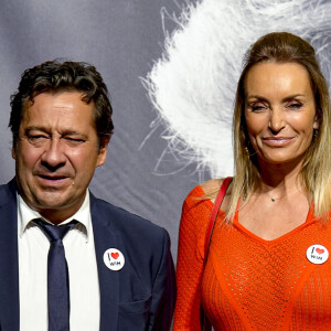 Laurent Gerra était de sortie ce vendredi soir avec sa femme Christelle Bardet.
Laurent Gerra et sa femme Christelle Bardet - Photocall de la cérémonie de remise du Prix Lumière à W.Wenders à l'occasion de la 15ème Edition du Festival Lumière de Lyon. © Sandrine Thesillat / Panoramic / Bestimage