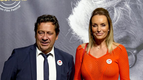 PHOTOS Laurent Gerra de sortie avec sa femme Christelle Bardet, elle fait mouche dans une tenue très révélatrice