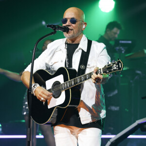 Avec le saxophoniste jazz Max Pinto comme directeur artistique, et des complices comme le guitariste Sam Stoner, il assure le spectacle
Exclusif - Pascal Obispo en concert à La Seine Musicale à Boulogne-Billancourt, Paris. Le 19 octobre 2023 © Coadic Guirec / Bestimage