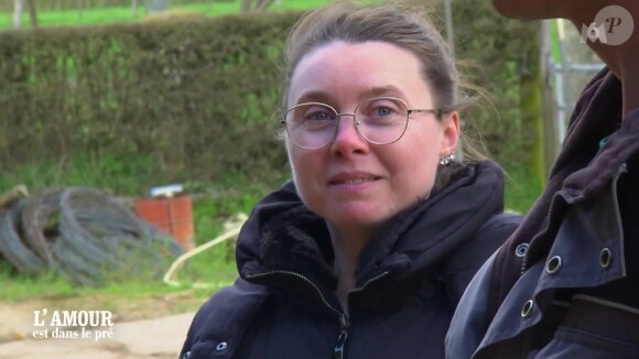 "Tu vas me manquer mais on se verra quand même", a-t-elle ensuite assuré à son frère adoré. 
Véronique, prétendante de Patrice.