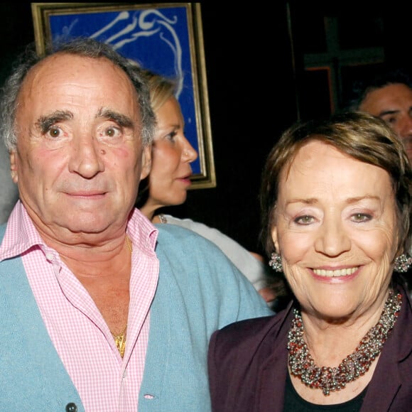 Claude Brasseur et Annie Girardot - Soirée pour la 600ème de la pièce Les Amazones au club de l'Etoile à Paris.