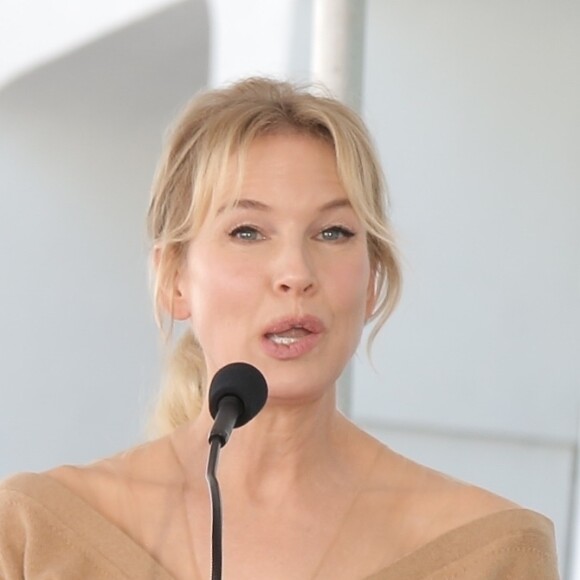 Renee Zellweger - Harry Connick Jr. reçoit son étoile sur le Walk Of Fame dans le quartier de Hollywood à Los Angeles le 24 octobre 2019.