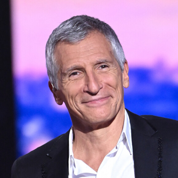 Nagui - 35 ème édition du Téléthon sur France 2 à Paris le 5 décembre 2021. Le compteur du Téléthon 2021 a atteint près de 74 millions d'euros de promesses de dons dimanche. © MPP / Bestimage  