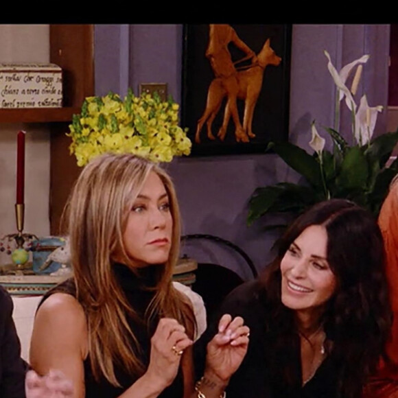 Jennifer Aniston, Courteney Cox, Lisa Kudrow, Matthew Perry et Matt LeBlanc dans l'épisode spécial "Friends : The Reunion". En France le 27 mai 2021.