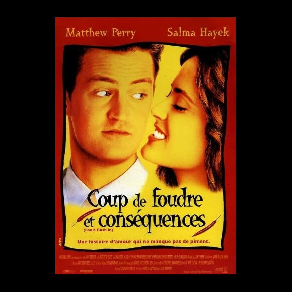 C'est à la fin des années 1990, sur le tournage du film Coup de foudre et Conséquences, avec Salma Hayek, que les choses avaient basculé.
Matthew Perry et Salma Hayek dans le film "Coup de foudre et Conséquences".