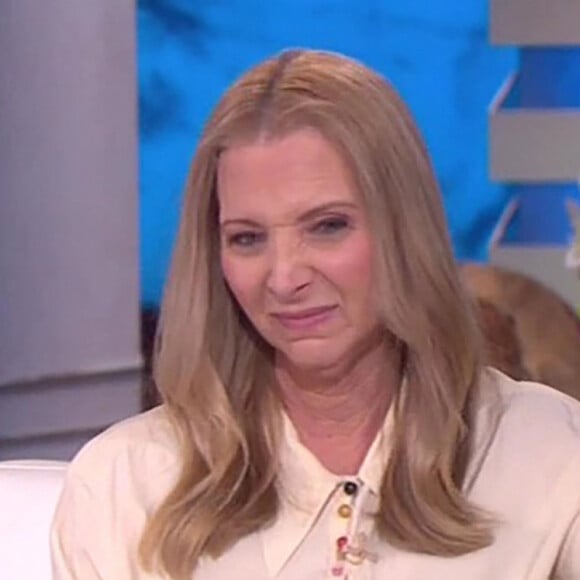 ... une rumeur concernant Lisa Kudrow est sortie
Lisa Kudrow a révélé qu'elle ferait n'importe quoi pour Courteney Cox lors de l'émission "The Ellen Show", le 31 mars 2022. Los Angeles. 